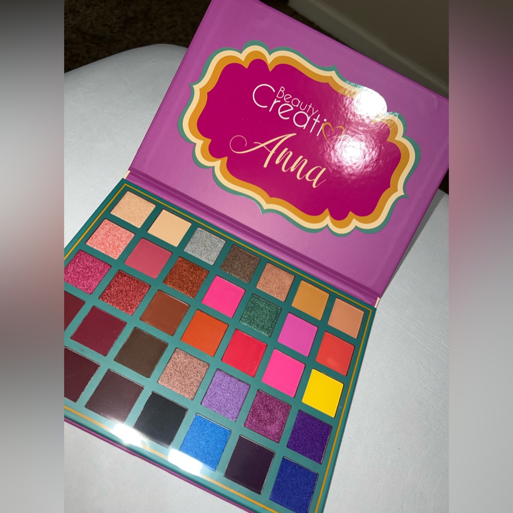 Beauty Creations- Anna